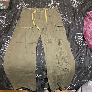 Embroidered cargo pants